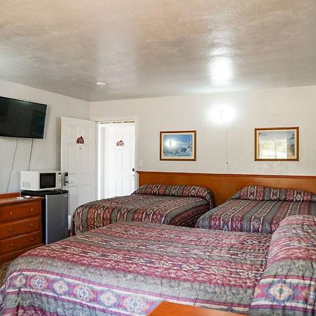 Swiss Holiday Lodge Mount Shasta Dış mekan fotoğraf