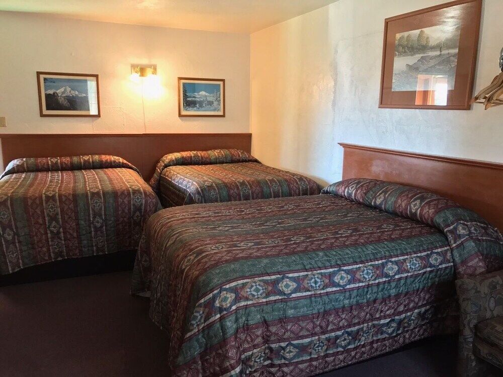 Swiss Holiday Lodge Mount Shasta Dış mekan fotoğraf